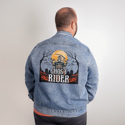 Our custom-designed Men's DTG Denim Jacket is the perfect way to elevate your classic look without compromising on comfort.
