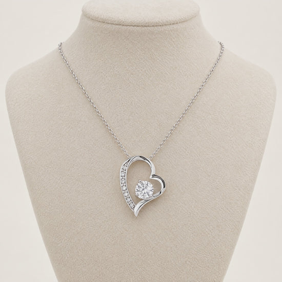 360 view of the Forever Love heart necklace on a display bust